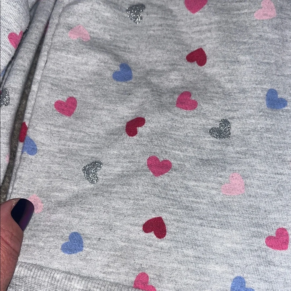 Isaac Mizrahi Gray Heart Print Kids Sweatshirt (7/8)